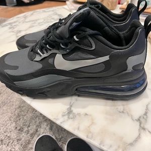 Men’s Nike Air Max 270 Reacts
